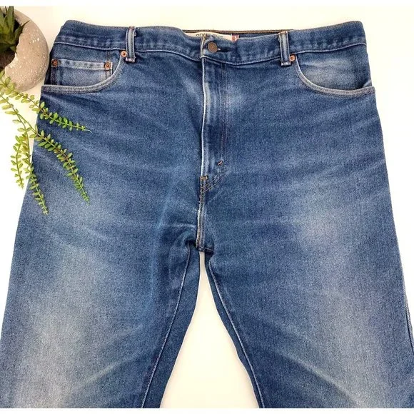 Levi's 517 2010 Bootcut Distressed Jeans Size 40 x 30 - Picture 3 of 12